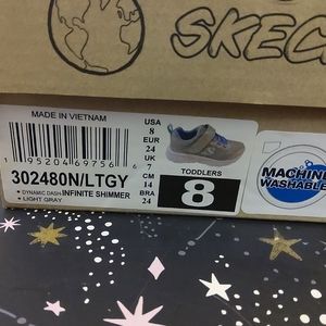 Girls Skechers Glittery Gray size 8